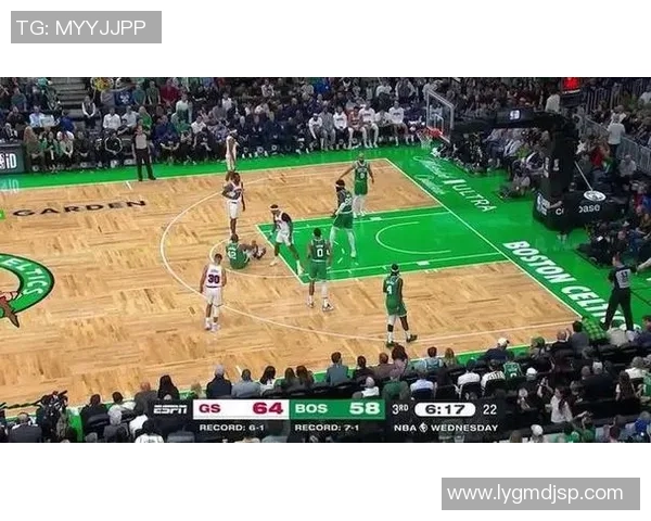 2019年NBA季后赛雄鹿与凯尔特人第四场激战回顾与精彩瞬间分析 2019年NBA季后赛雄鹿与凯尔特人第四场激战回顾与精彩瞬间分析