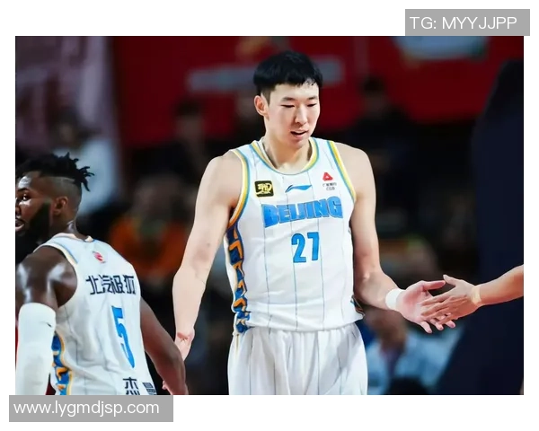 CBA北京首钢与青岛激战第一节精彩瞬间回顾与分析