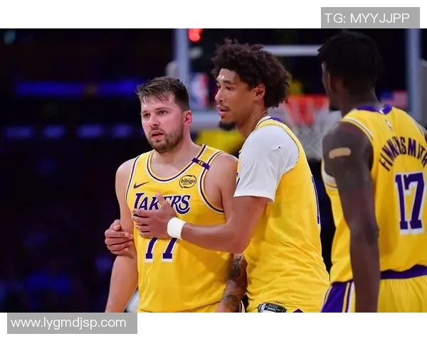 湖人对火箭精彩回放1月13日比赛全程回顾与分析 湖人对火箭精彩回放1月13日比赛全程回顾与分析