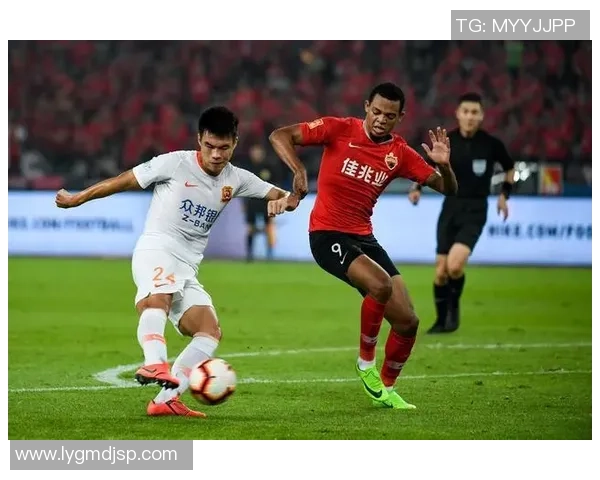 中超焦点对决深圳佳兆业迎战武汉卓尔全力争胜展现球队实力 中超焦点对决深圳佳兆业迎战武汉卓尔全力争胜展现球队实力