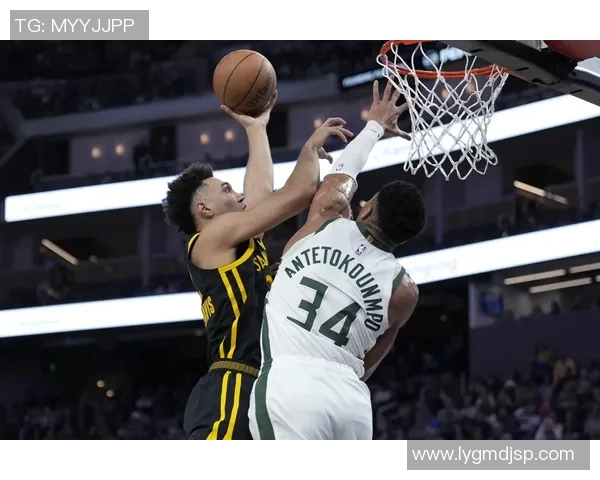 雄鹿主场迎战勇士激战四节精彩瞬间回顾与赛后分析